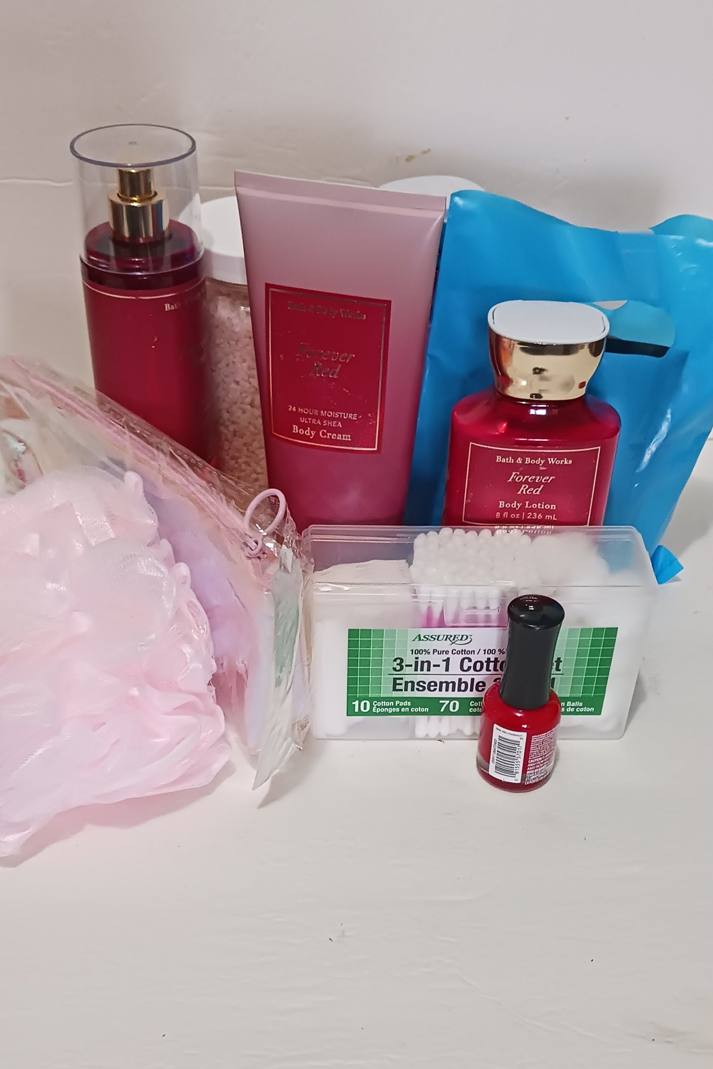 Bath & Body Works Forever Red 9pc Spa Gift Basket